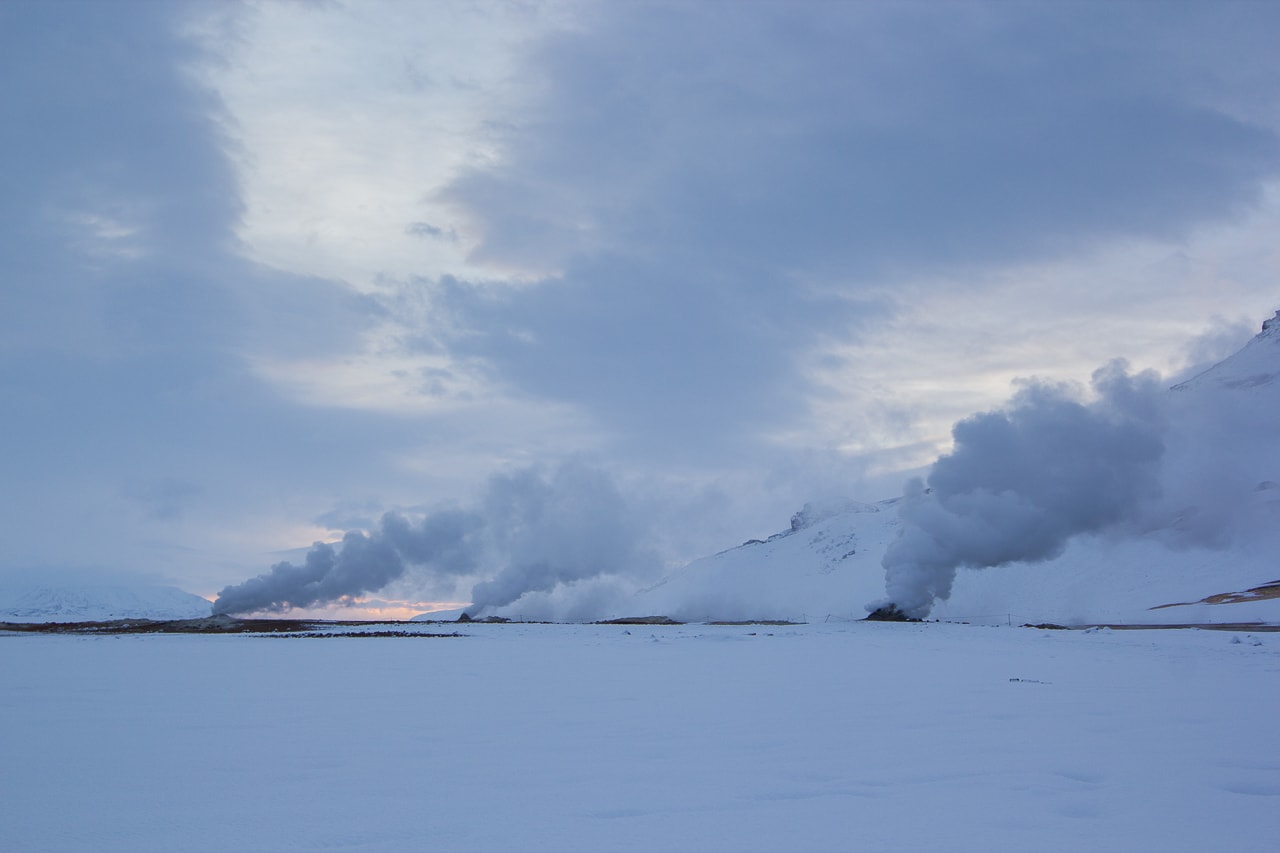 Iceland winter road trip - Hverfjall Volcano Crater - by Conscious by Chloé